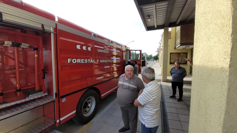 Bomberos de Moldes invirtieron en un nuevo camión forestal totalmente nacional