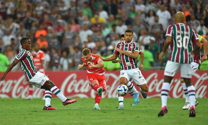 River sufrió una dura goleada ante Fluminense que lo complica