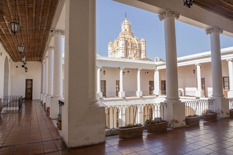 El Cabildo de Córdoba, muros centenarios protagonistas de historias