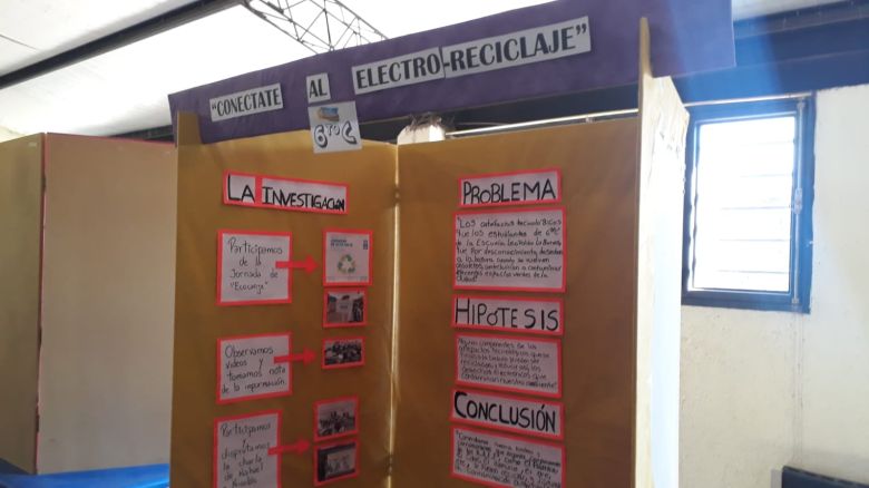 Feria de las Ciencias en el colegio Leopoldo Lugones de Las Delicias