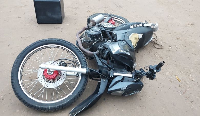 Un motociclista lesionado grave a causa de impactar con un perro  