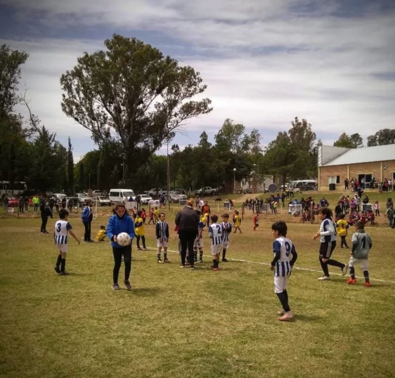 Las Albahacas se prepara para el segundo encuentro de fútbol social infanto-juvenil 