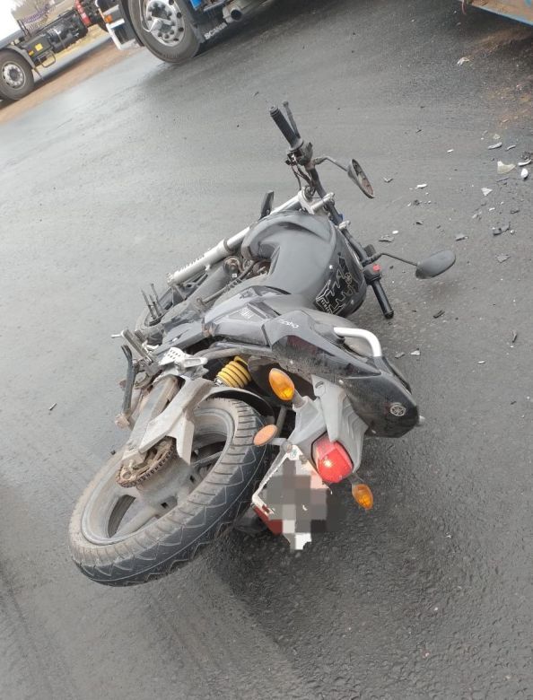 Un motociclista grave en un siniestro en ruta 8 y A005