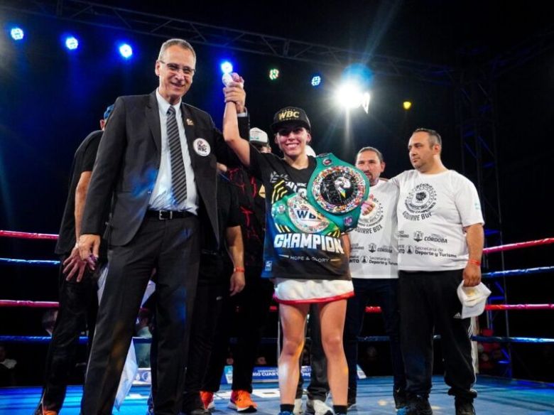 Boxeo: Carla Merino defiende el Título Mundial en Villa Carlos Paz