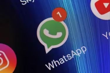 WhatsApp anuncia que ya están disponibles los chats de voz para los grupos grandes al estilo Twitter Spaces o Clubhouse