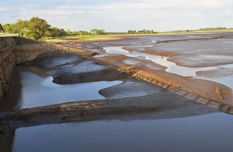 Por qué en Uruguay está "en riesgo el derecho al abastecimiento de agua potable para la población”