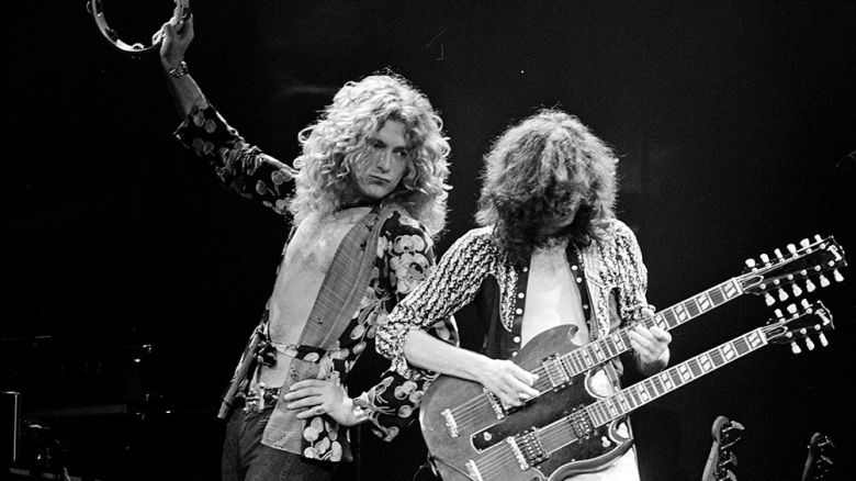 Cumple 80 años Jimmy Page, alma mater de Led Zeppelin y guitarra oscurantista del rock