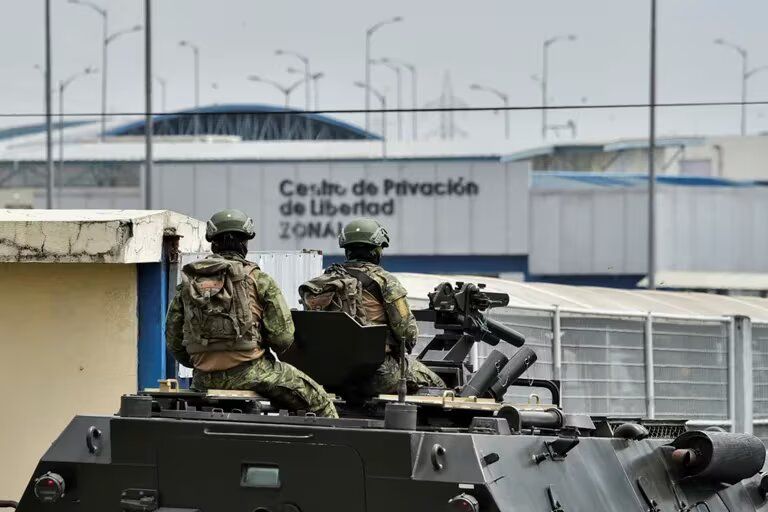 Fugas de presos, secuestros y estado de emergencia en Ecuador