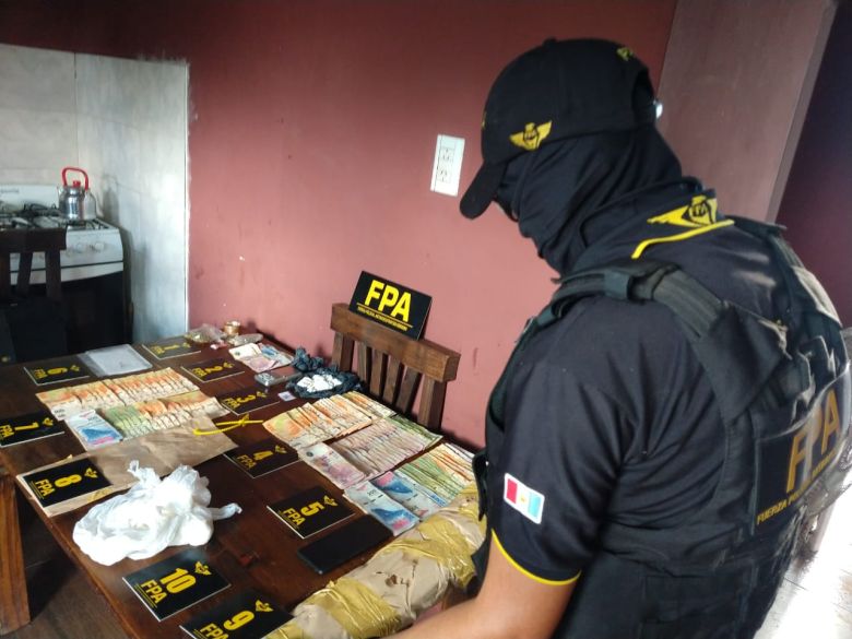 Tránsito: FPA detuvo a un sujeto con antecedentes y secuestró más de  900 dosis de estupefacientes