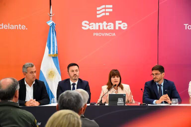 El Gobierno puso en marcha el comité de crisis en Rosario: “Hoy ya hablamos de narcoterrorismo”