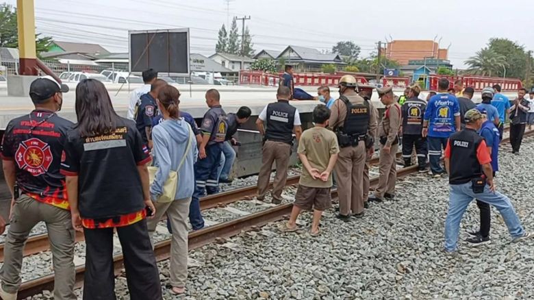 Tragedia en Tailandia: un turista murió al caer de un tren que lo llevaba a una isla paradisíaca