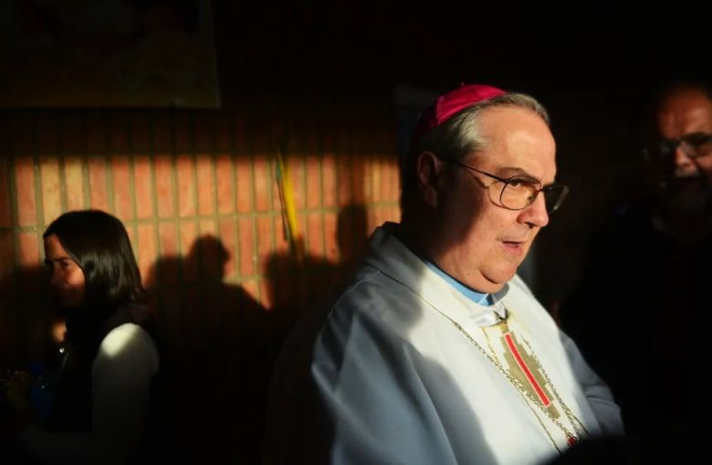 Dengue: internaron de manera preventiva al arzobispo de Córdoba Ángel Rossi