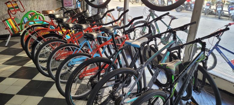 Después de 92 años de historia, la Bicicletería Pomilio se vende por la recesión económica