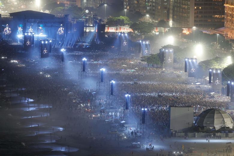 Madonna se presentó ante casi dos millones de personas en un show gratuito en Río de Janeiro