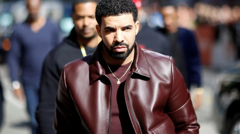 Un guardia de seguridad de Drake resultó herido en un tiroteo en la puerta de la mansión del rapero
